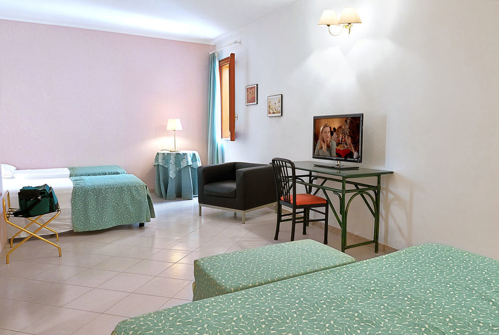 Hotel Al Madarig Castellammare del Golfo Exterior photo